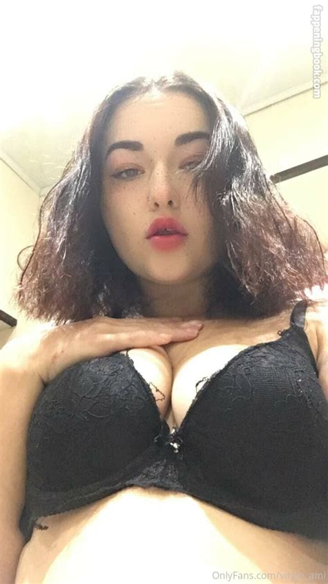 Preview 1 of Ami Onlyfans Nude Photos
