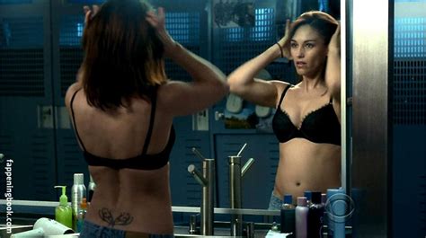 Amy Jo Johnson Naked Leak Mega Telegram channel preview