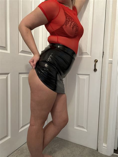 Amyunderthemask OnlyFans channel