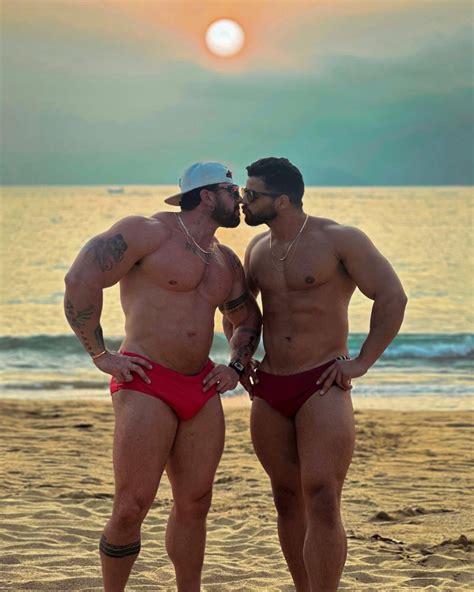 Preview 2 of Andres Vergel Instagram Onlyfans Gb