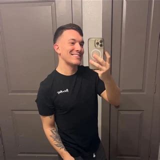 Preview 4 of Andrew Onlyfans Leakes