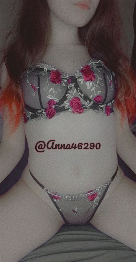 Anna46290 OnlyFans channel