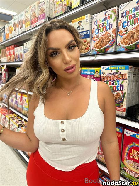 Preview 2 of Araqueenbae Onlyfans Leaks Nudes