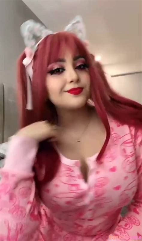 Preview 1 of Arigameplay Fans Onlyfans Leaks Nudes