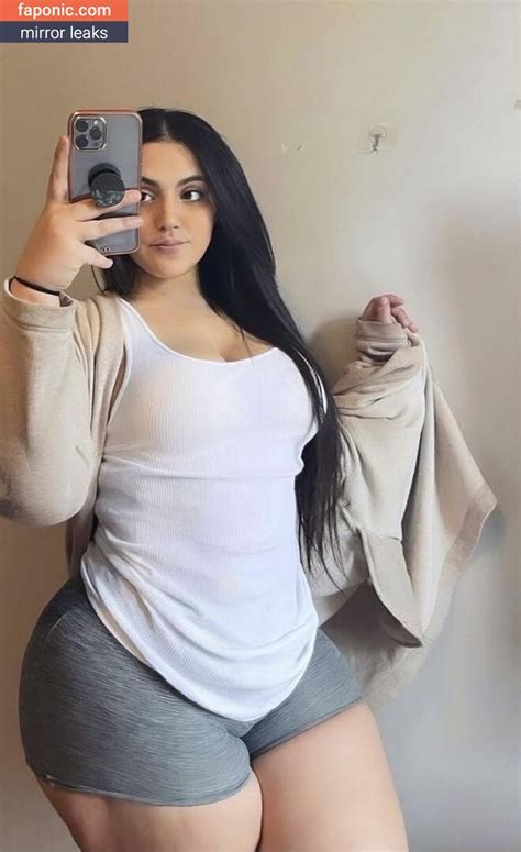 Preview 1 of Arozee Onlyfans Leaked Tapes