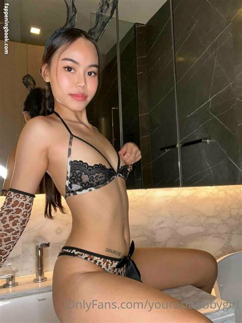 Preview 4 of Asianbunnyyy Onlyfans Nude Set Leaked