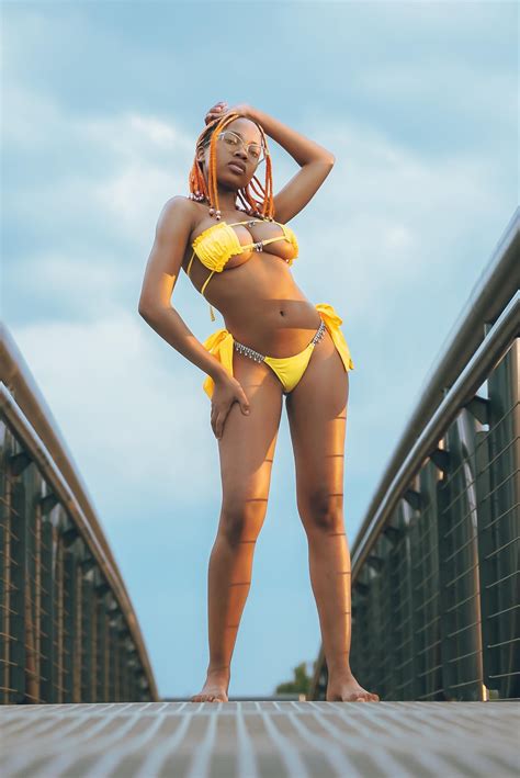 Preview 1 of Azanian_doll Onlyfans Link Leaked