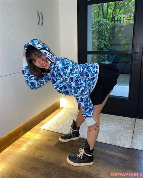 Bapebaee Onlyfans Leaked Nude Telegram channel preview