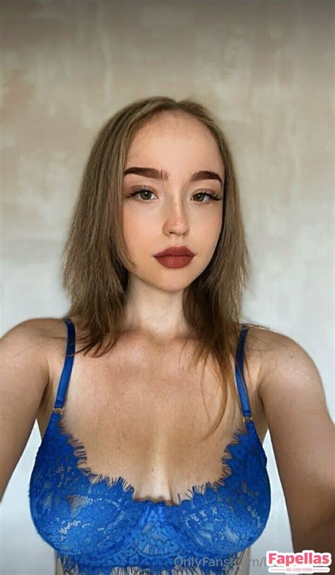 Preview 3 of Beacons.ai/liloo_moon Onlyfans Leam Porn