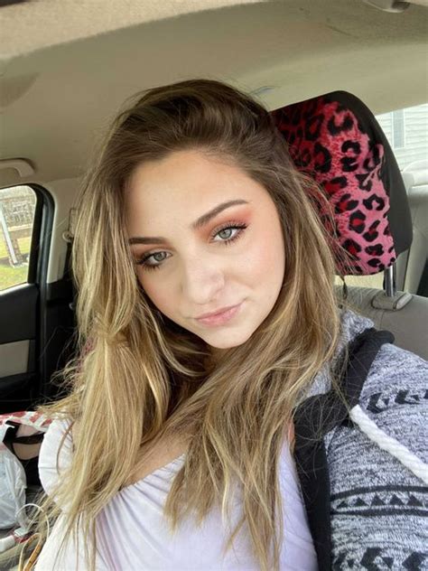 Preview 3 of Becca Diamond Onlyfans Leaks