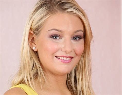 Bella Bell OnlyFans channel