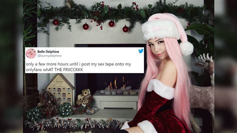 Preview 2 of Belle.delphine Christmas Leak Onlyfans Nudes