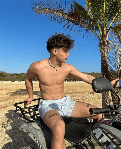 Preview 4 of Brady Potter Fans Como Onlyfans