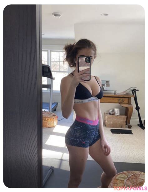 Preview 3 of Breckid Hill Leaks Naked