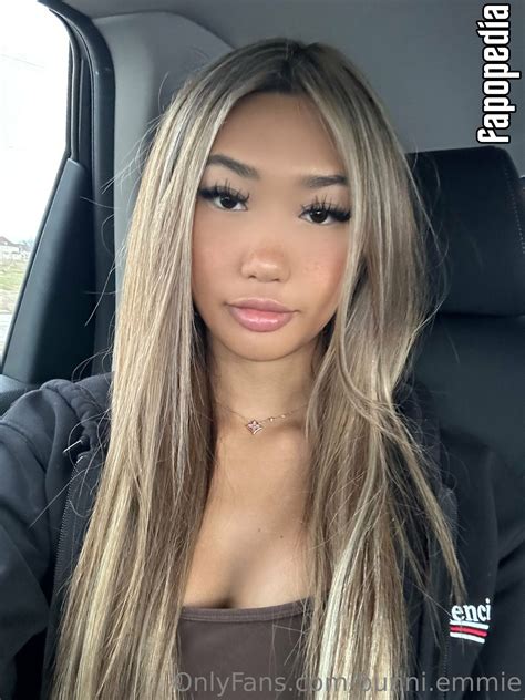 Preview 4 of Bvnni Onlyfans Leaked Mega