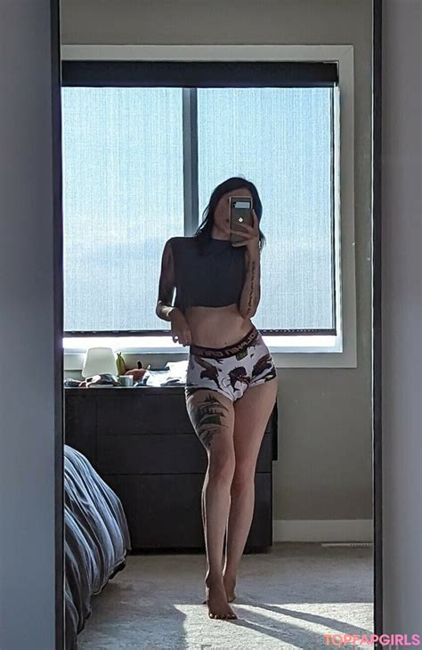 Preview 2 of Caitzilla444 Onlyfans Photos Nude