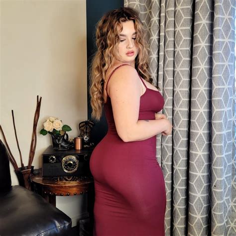 Callmemissmaples OnlyFans channel