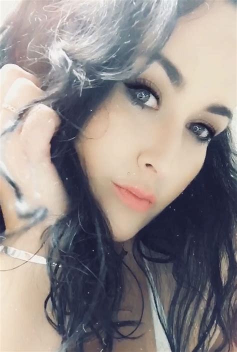 Preview 2 of Carmella Bing Fans Nude Onlyfans Set