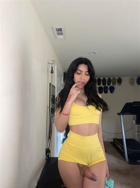 Carolinebabiee Leaked Videos Leaked Telegram channel preview