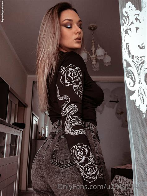 Preview 2 of Cassiev Onlyfans Leaked Photos