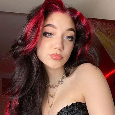 Preview 3 of Charleygrayyyy Leaked Comn Onlyfans