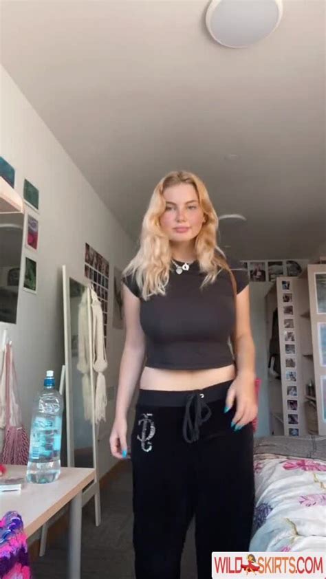 Preview 1 of Chloe196 Instagram Nude Leaks
