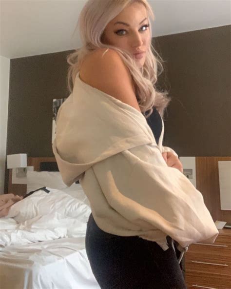 Preview 4 of Christie Elise Frex Onlyfans