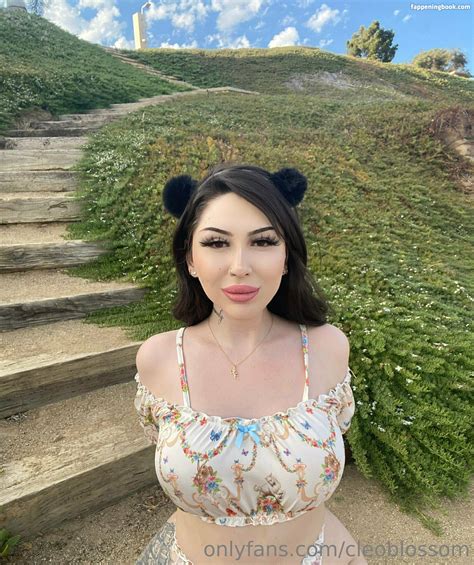 Cleoblossom Onlyfans Leaks Photos Telegram channel preview