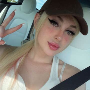 Preview 3 of Cutiepiequinn Onlyfans Telegrm