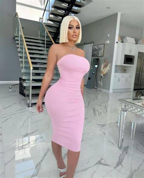 Danii Bank OnlyFans channel