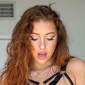 Preview 1 of Daniiilovexo Nude Leaked Onlyfans