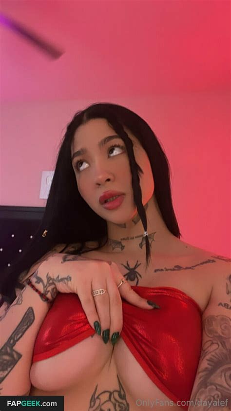 Preview 4 of Dayale Flowers Only Fans Pica Nude
