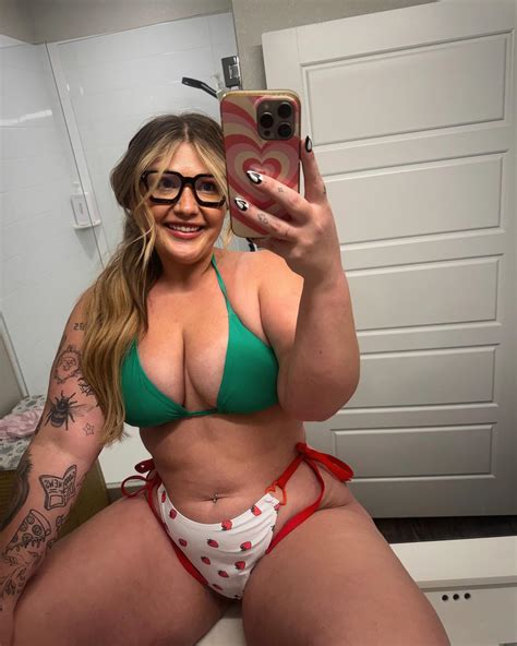 Preview 4 of Demibleu Nudes Nude Photo