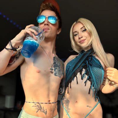 Dickdownvivi OnlyFans channel