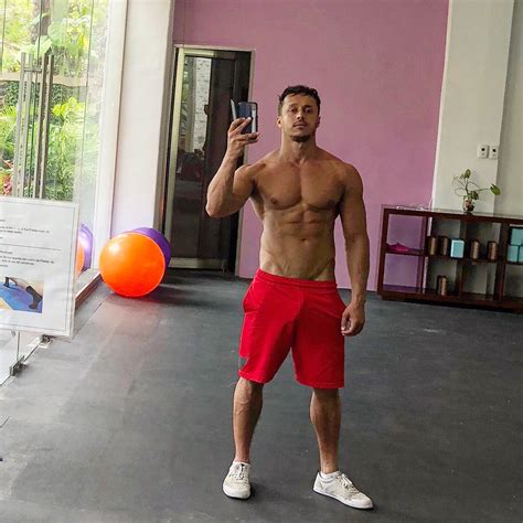 Preview 3 of Diego Barros Tw Leaked Drop