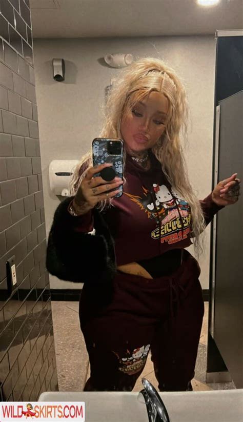 Donnadadondada Naked Telegram channel preview