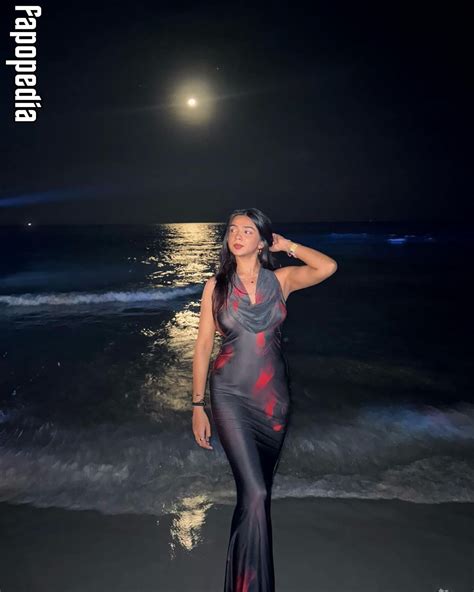 Elinorpaints OnlyFans channel