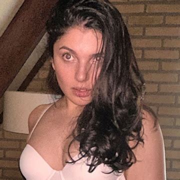 Preview 3 of Elizabethstewart Comn Onlyfans
