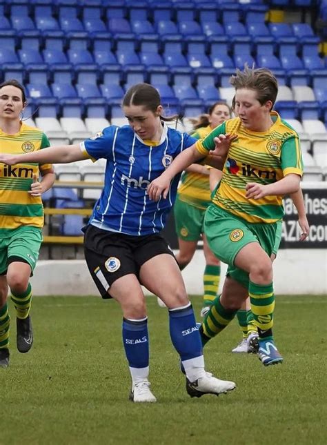 Ella Connor OnlyFans channel