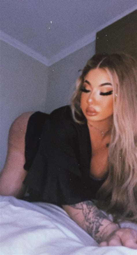Preview 4 of Ellemamiii Pack Onlyfans