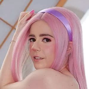 Preview 3 of Ellieraelol Onlyfans Full Leaks