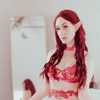 Preview 1 of Emalynde Onlyfans Telegram Leaks