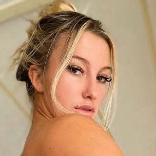 Emily Knight Nude Leaked Only.fans Telegram channel preview