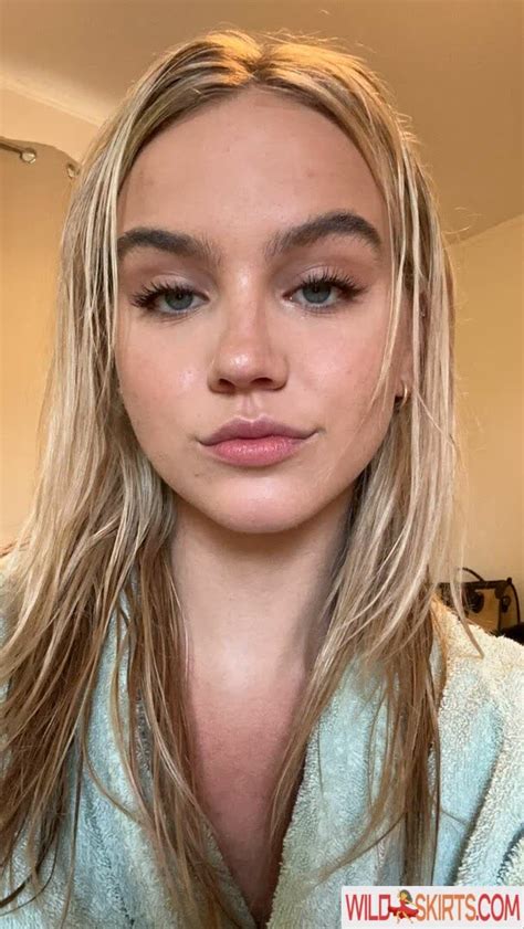 Preview 4 of Emma Brooks Onlyfans Leaked Nudes