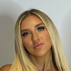 Preview 1 of Emwebbily Porn Onlyfans Mega Leaks