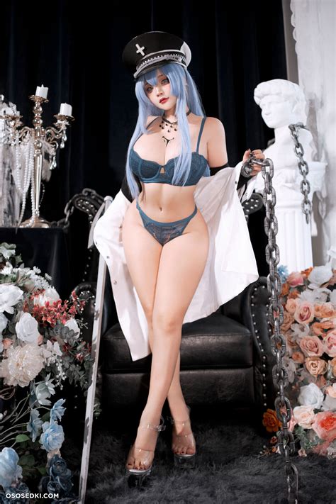 Preview 2 of Esdeath Facesitting Comi Onlyfans