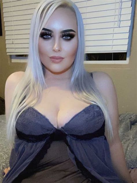 Preview 2 of Evie Euphoric Onlyfans Nude Photo Leaks