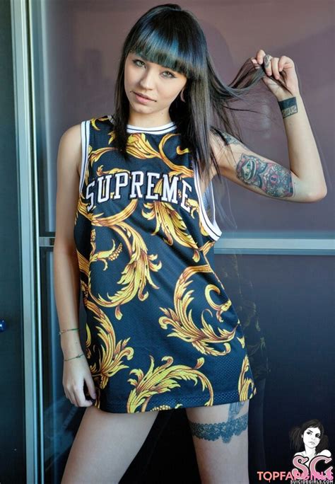 Preview 2 of Fishball Suicide Porn Nude Photo