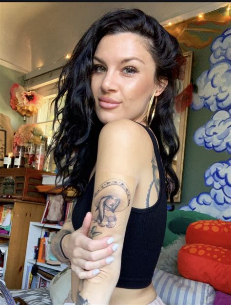 Preview 1 of Gabby Lamb Onlyfan Leam