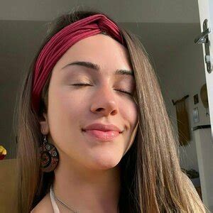 Gallons Of Sarah Onlyfans Archive Telegram channel preview